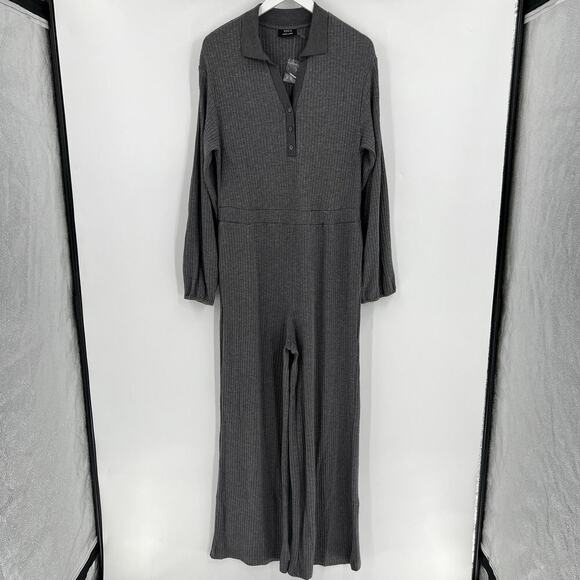 Vici Gray Ribbed Jumpsuit Long Sleeves Button Collared Stretch Gray Size XL NWOT - Picture 1 of 8